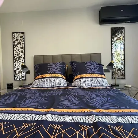 Estupendo Duplex A 5 Min Andando De La Playa * Марбелья