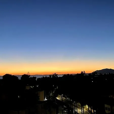 Estupendo Duplex A 5 Min Andando De La Playa 马尔韦利亚